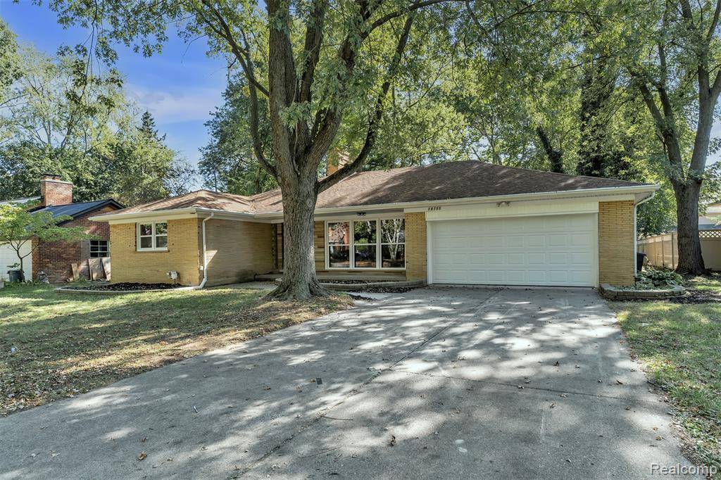 Lathrup Village, MI 48076,18755 Cambridge Boulevard