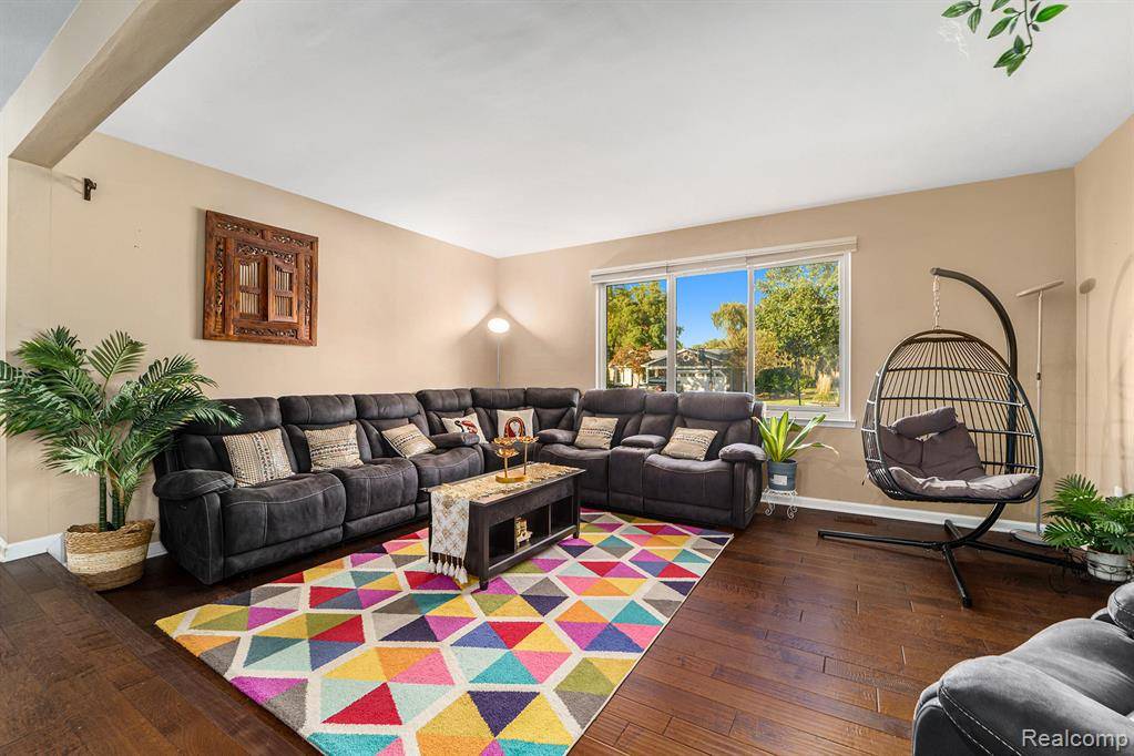 Novi, MI,22690 Heatherbrae Way