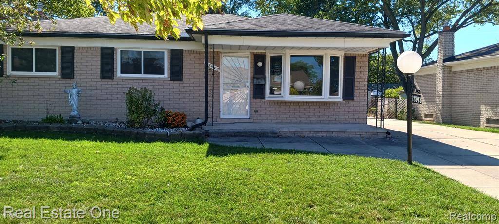 Garden City, MI,28843 Balmoral Street