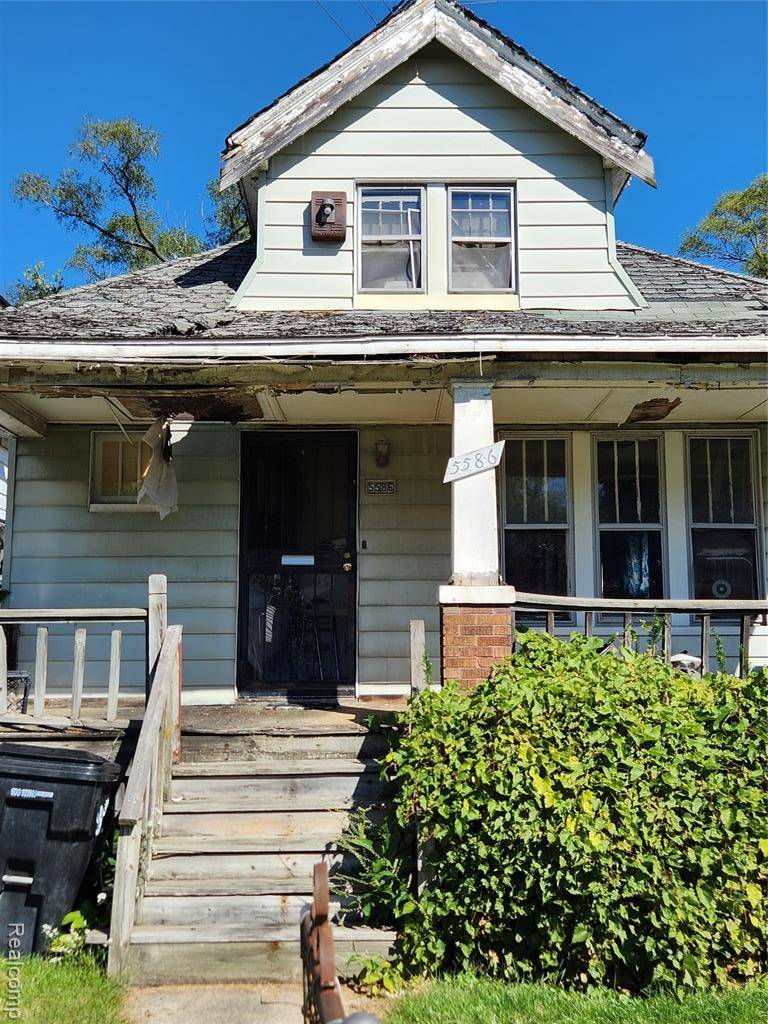 Detroit, MI 48213,5586 Lemay