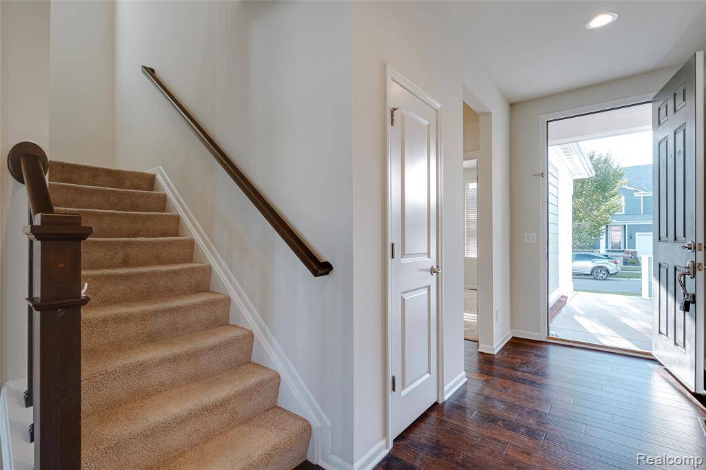 Canton, MI 48188,897 HARRISON Street