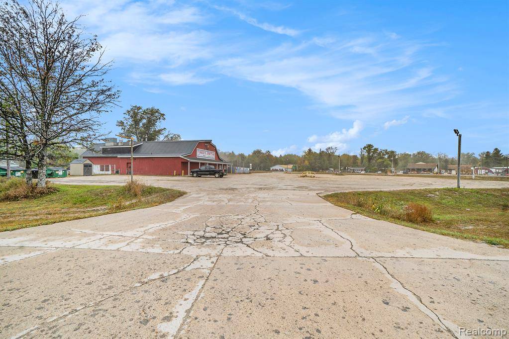 Grayling, MI 49738,6811 W M 72