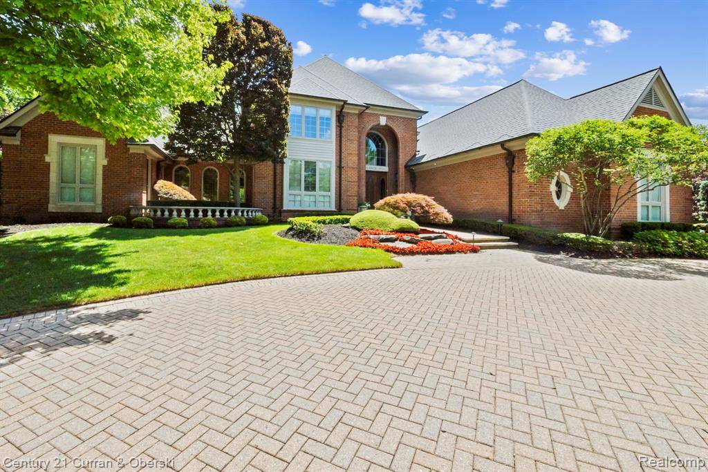 Northville, MI 48168,18878 Oak Leaf Lane