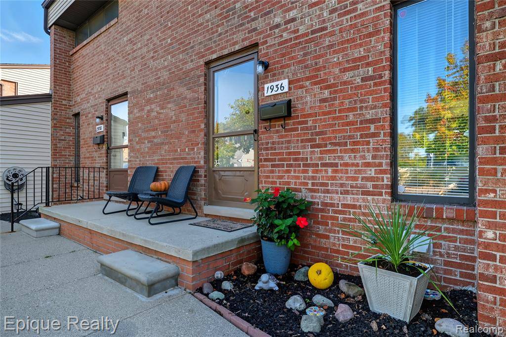 Warren, MI 48092,1936 Roman Court