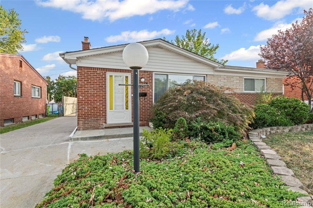 Madison Heights, MI 48071,1580 Nottingham Drive