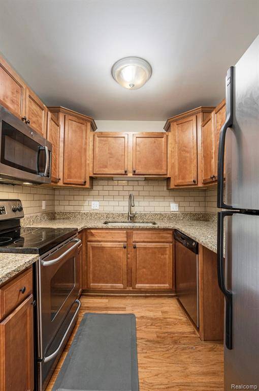 Royal Oak, MI 48073,2440 Parmenter Boulevard
