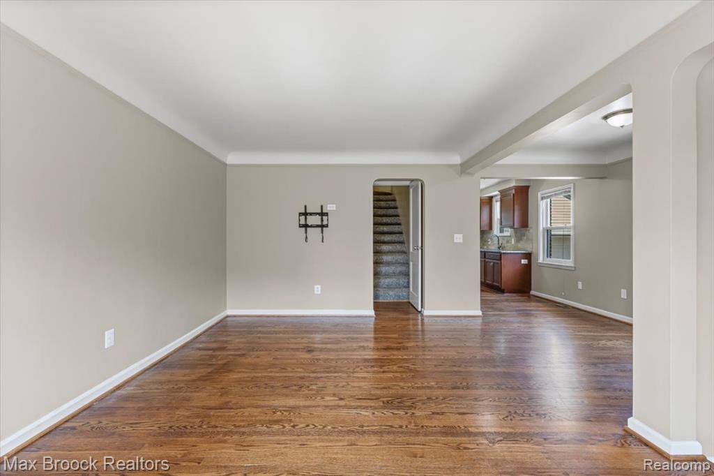 Oak Park, MI 48237,13710 Balfour Street