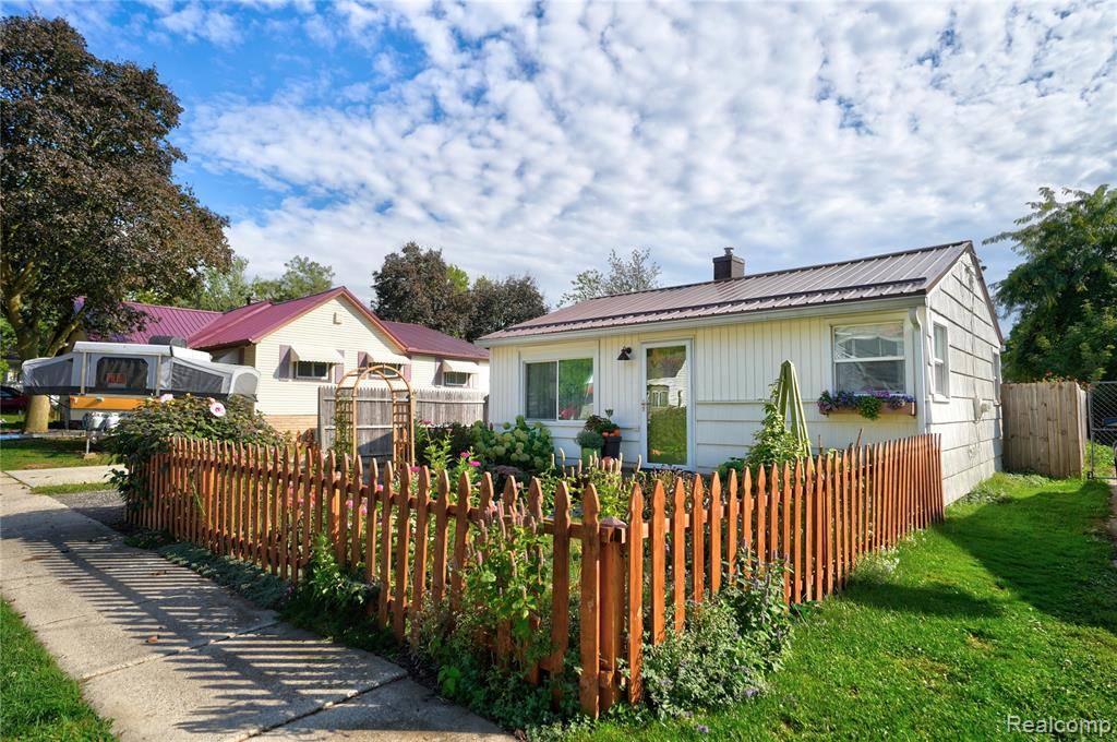 Burton, MI 48529,2130 E Whittemore Avenue