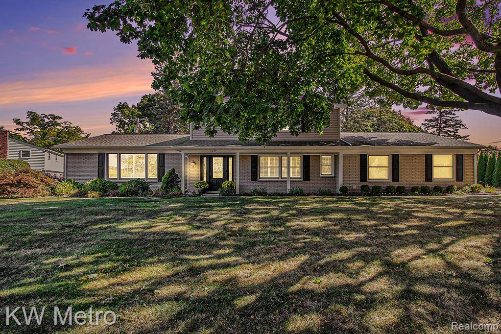 Bloomfield Hills, MI 48301,5897 Sutters Lane