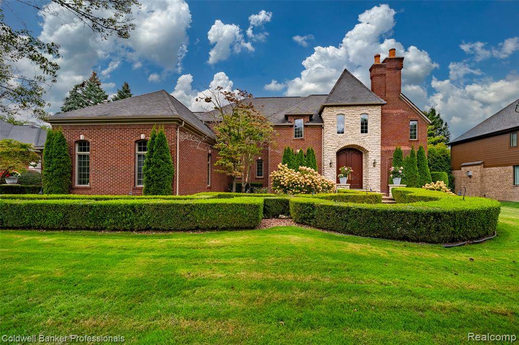 Rochester Hills, MI 48309,3755 Walnut Brook Drive