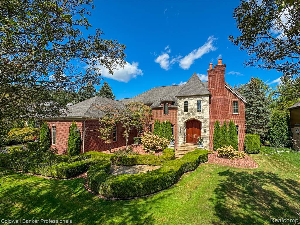 Rochester Hills, MI 48309,3755 Walnut Brook Drive