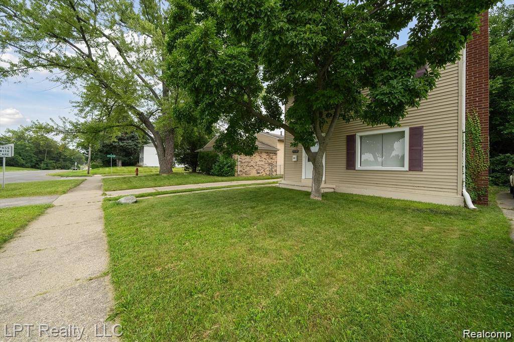 Redford, MI 48239,23709 W CHICAGO