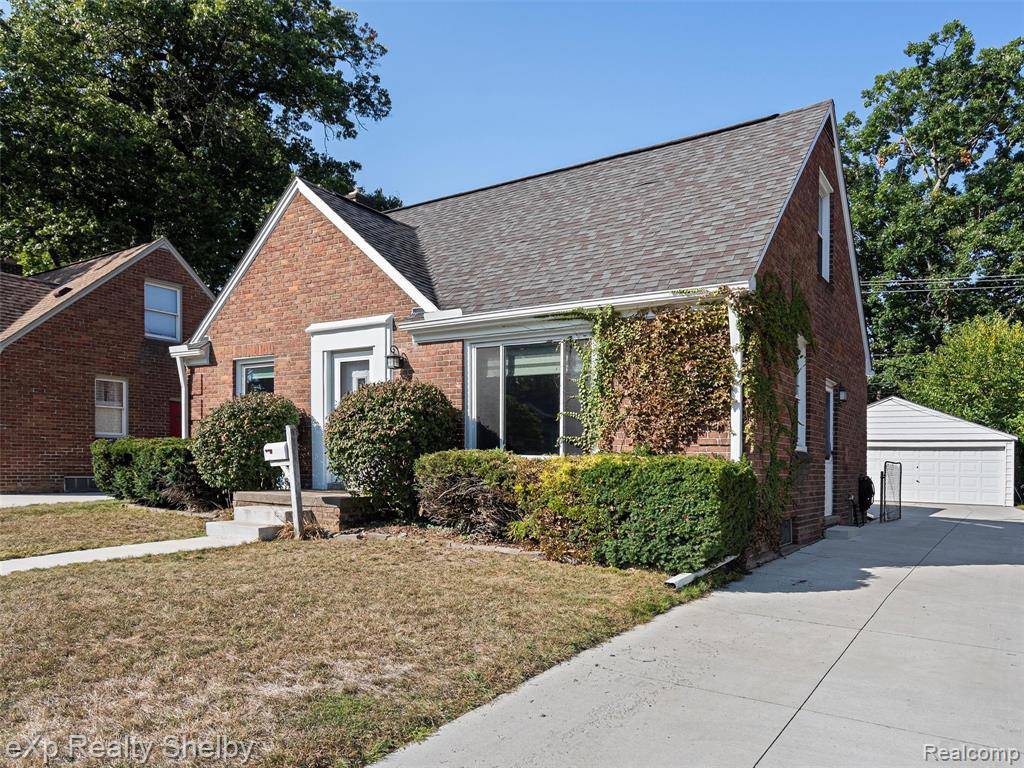 Royal Oak, MI 48067,606 Catalpa Drive