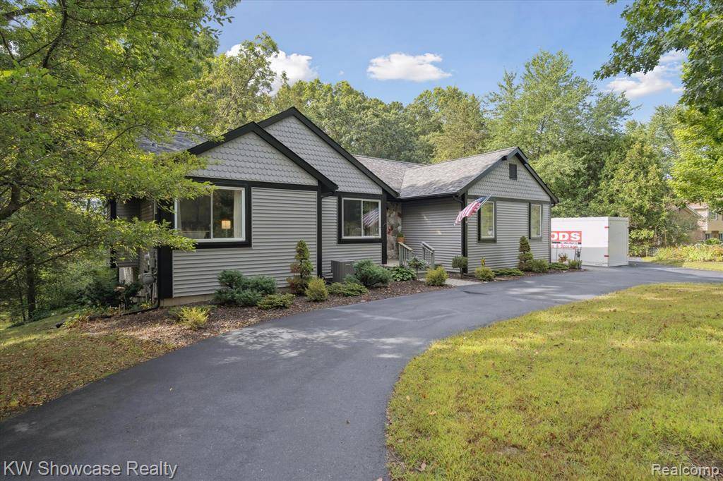 Pinckney, MI 48169,3380 McCluskey
