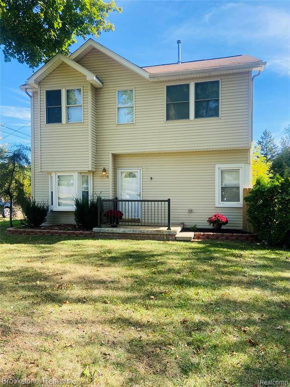 Rochester Hills, MI 48309,3105 SAINT CLAIR Drive