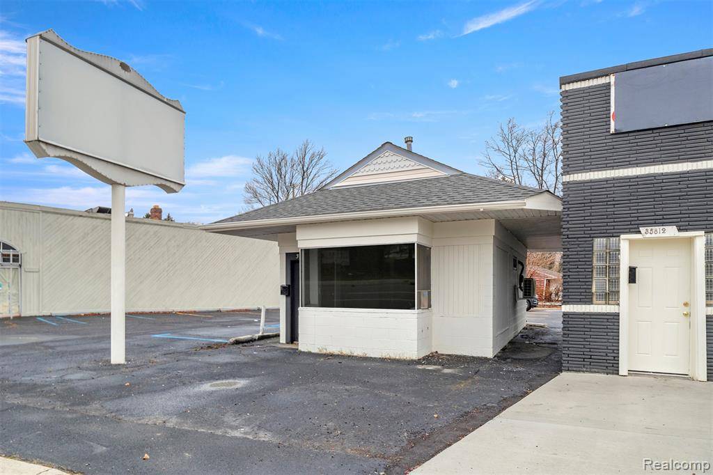 Wayne, MI 48184,35816 W MICHIGAN Avenue