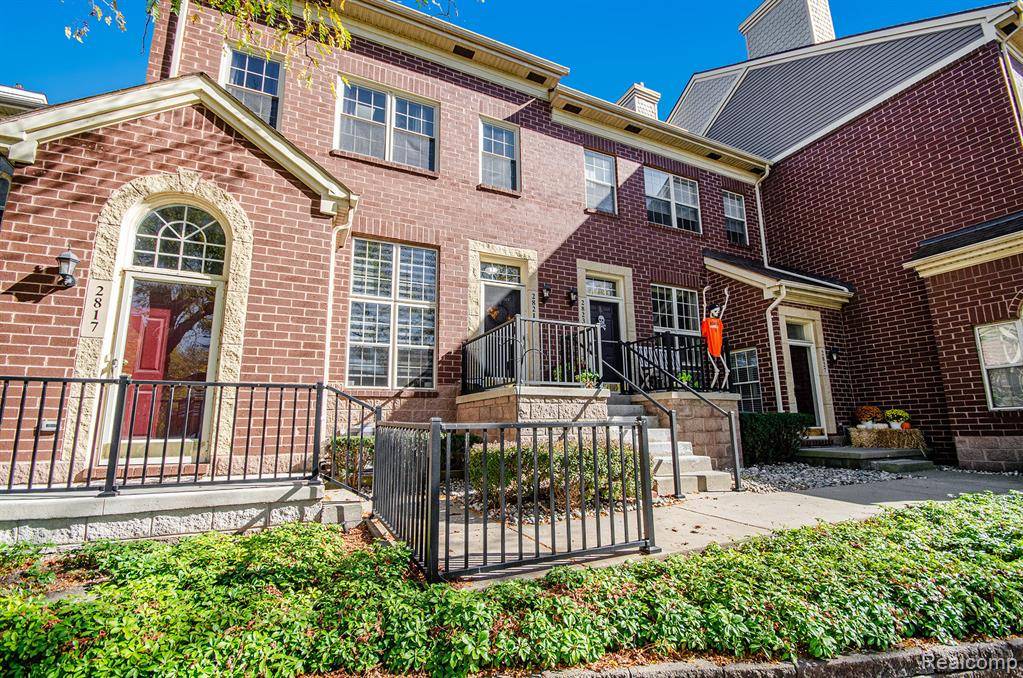 Wyandotte, MI 48192,2821 Biddle Avenue