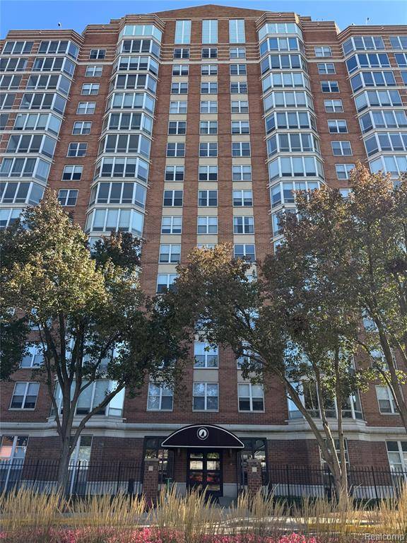 Detroit, MI 48207,250 E Harbortown Drive