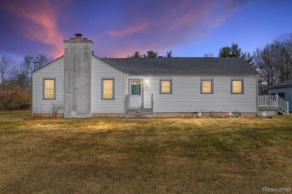 Milford, MI 48381,850 W MAPLE Road