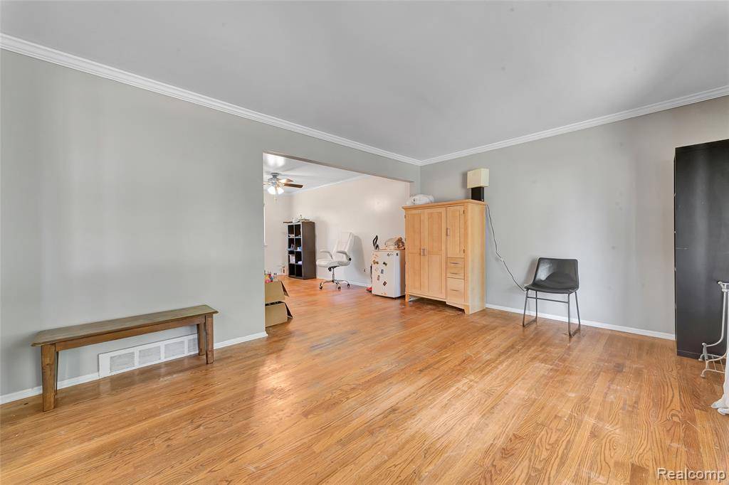 Sterling Heights, MI 48312,35408 Grayfield Drive