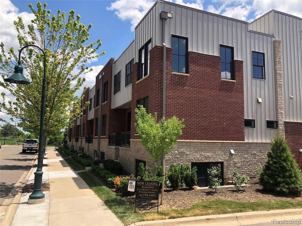 Birmingham, MI 48009,2030 Villa