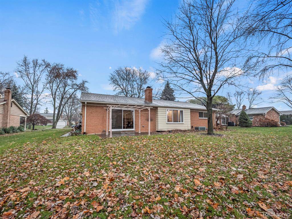 Rochester Hills, MI 48307,980 Briston Drive