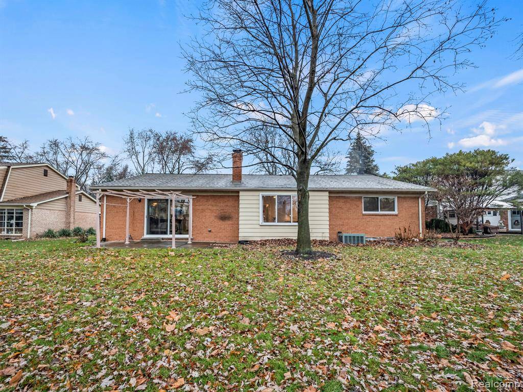 Rochester Hills, MI 48307,980 Briston Drive