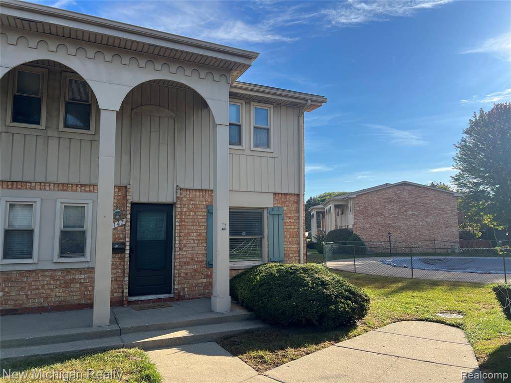 Sterling Heights, MI 48313,8147 CLAY Court