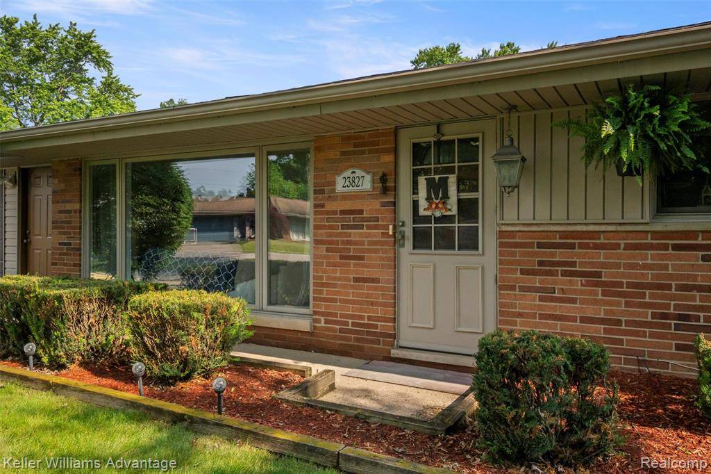 Novi, MI,23827 E Le Bost Drive