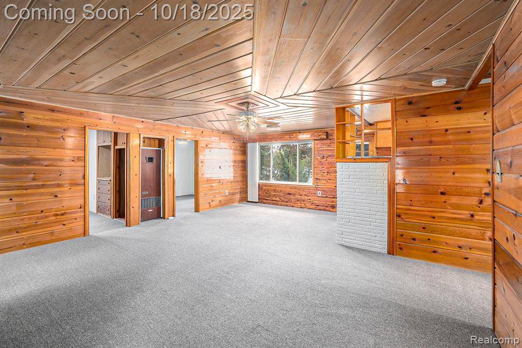 Byron, MI 48418,15303 Longfellow Drive