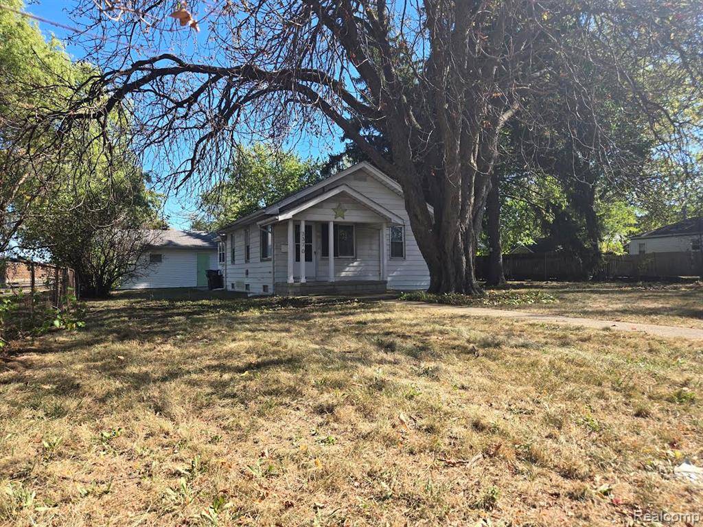 Fenton, MI 48220,3370 Harris Street