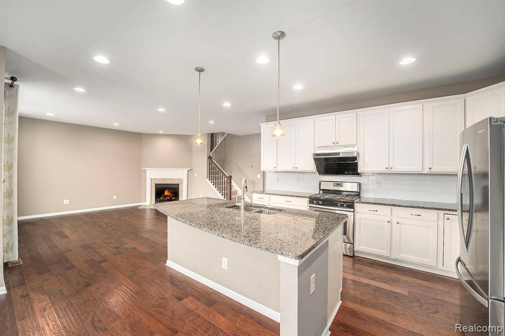 Canton, MI 48188,50594 Paine Street