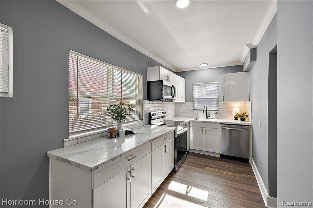 Detroit, MI 48227,13519 MANSFIELD Street