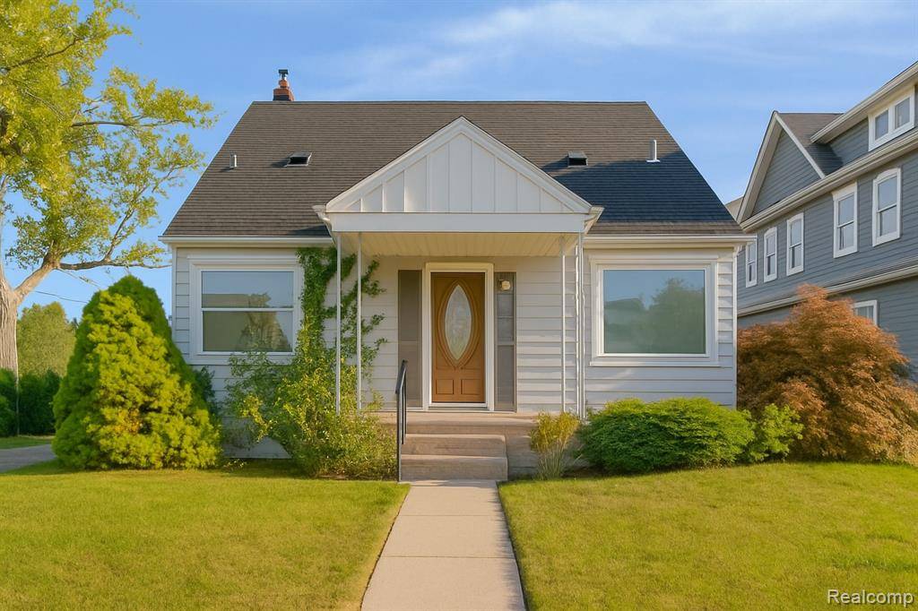 Dearborn, MI 48124,22334 Nowlin Street