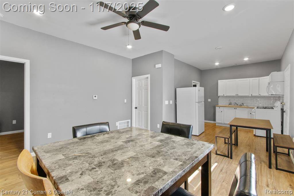 Detroit, MI 48204,9668 Yosemite Street