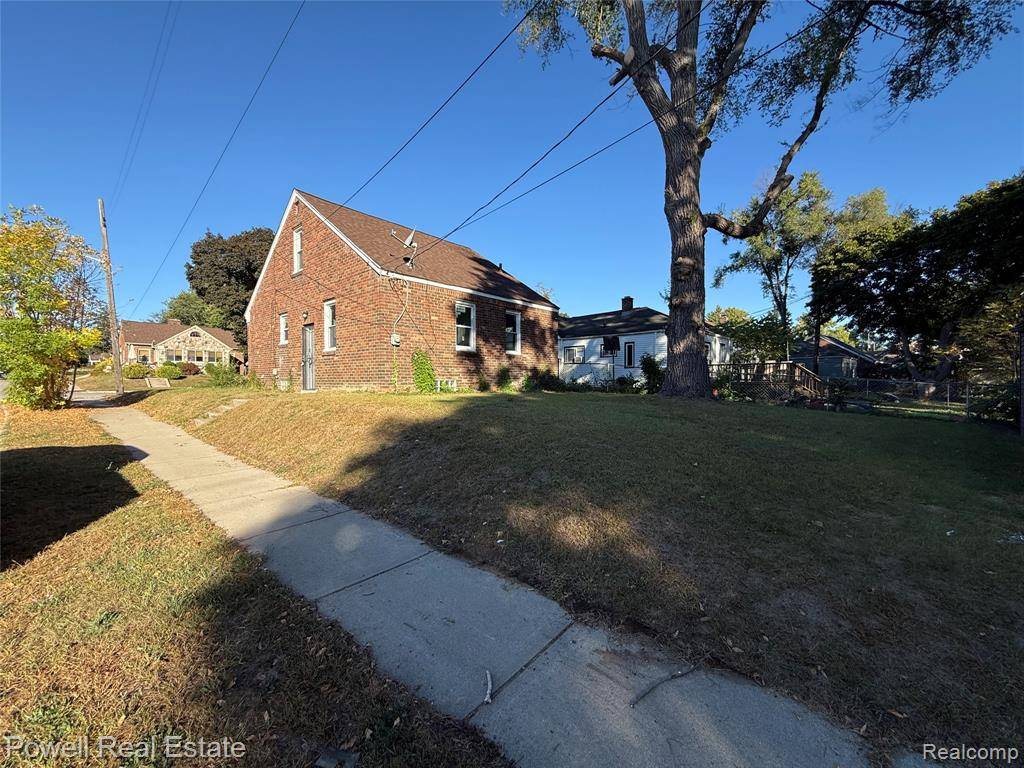 Pontiac, MI 48341,1075 Canterbury Drive