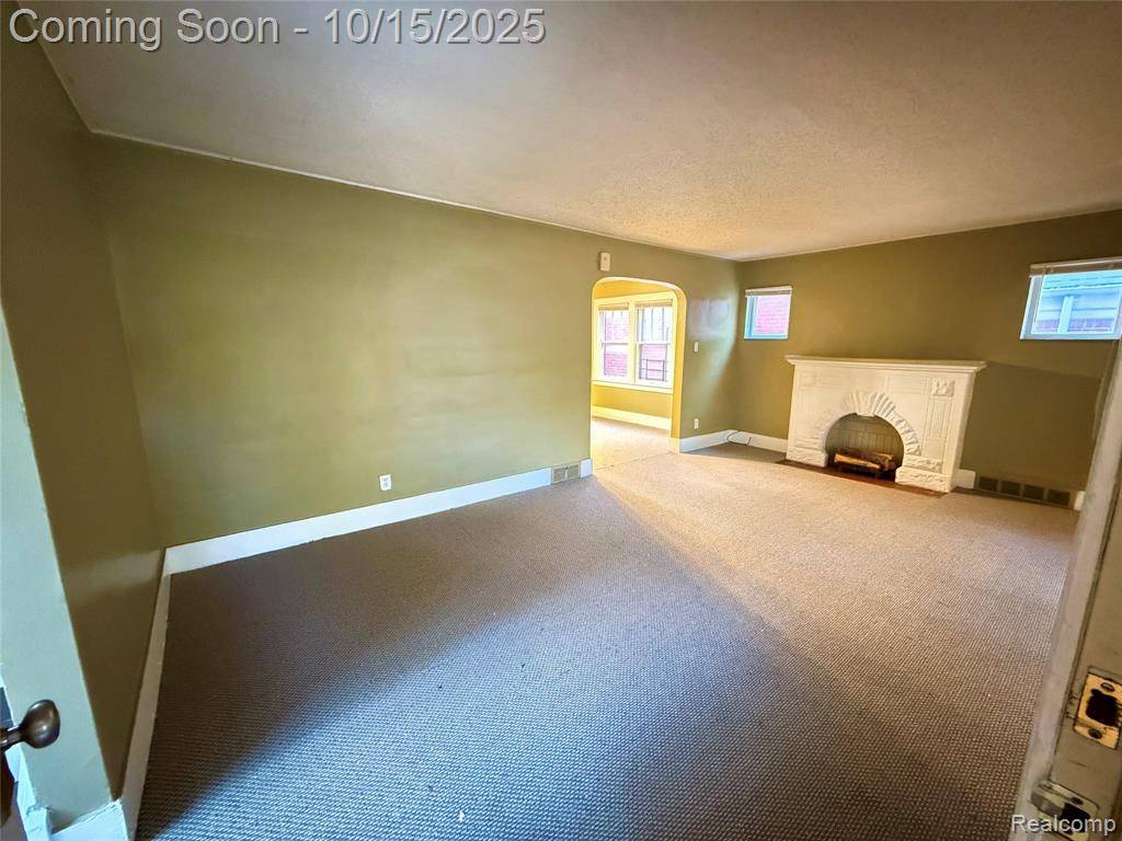 Detroit, MI 48227,11713 Asbury Park