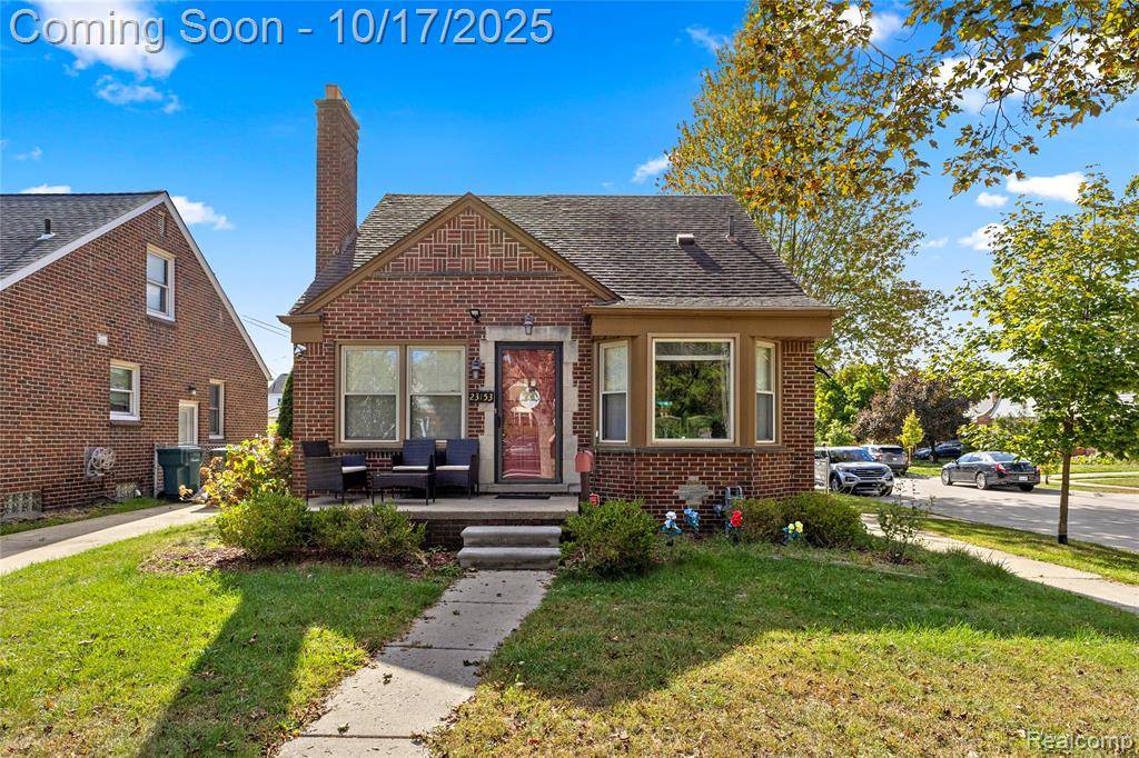 Dearborn, MI 48128,23153 Marlboro Street