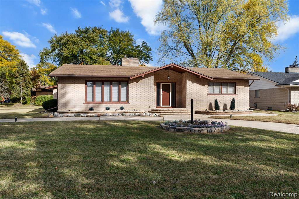 Southfield, MI 48075,18216 Filmore Street