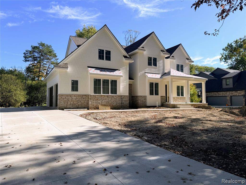 Bloomfield Hills, MI 48301,2802 HEATHFIELD Road