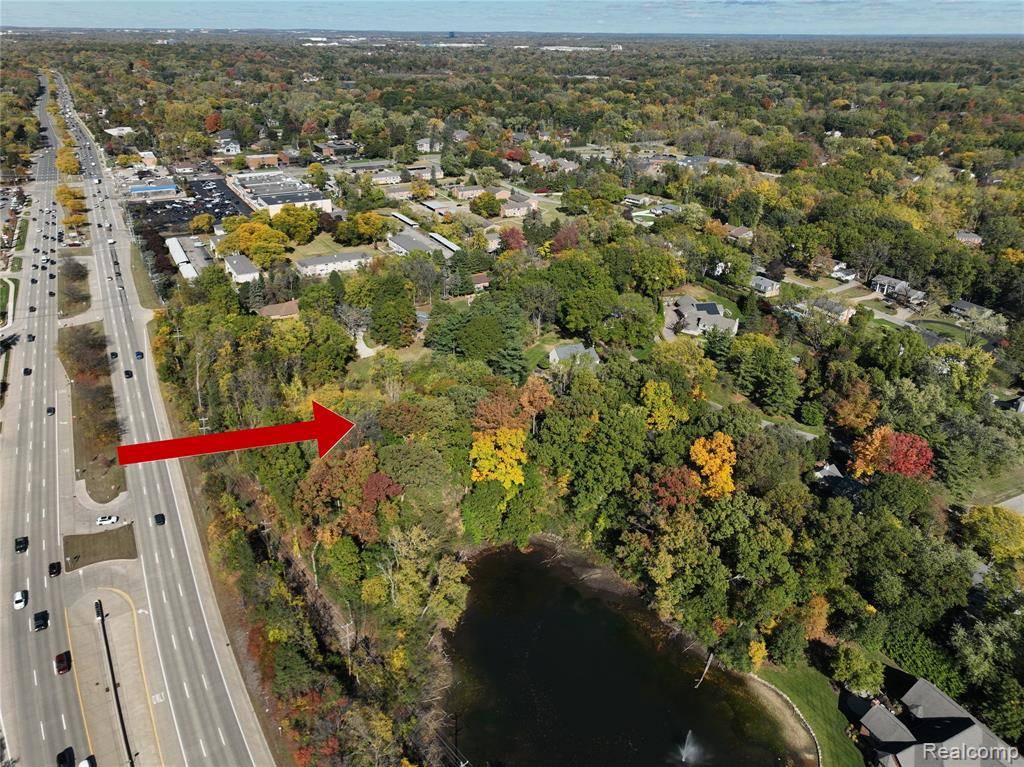 Bloomfield Hills, MI 48302,4255 Telegraph Road