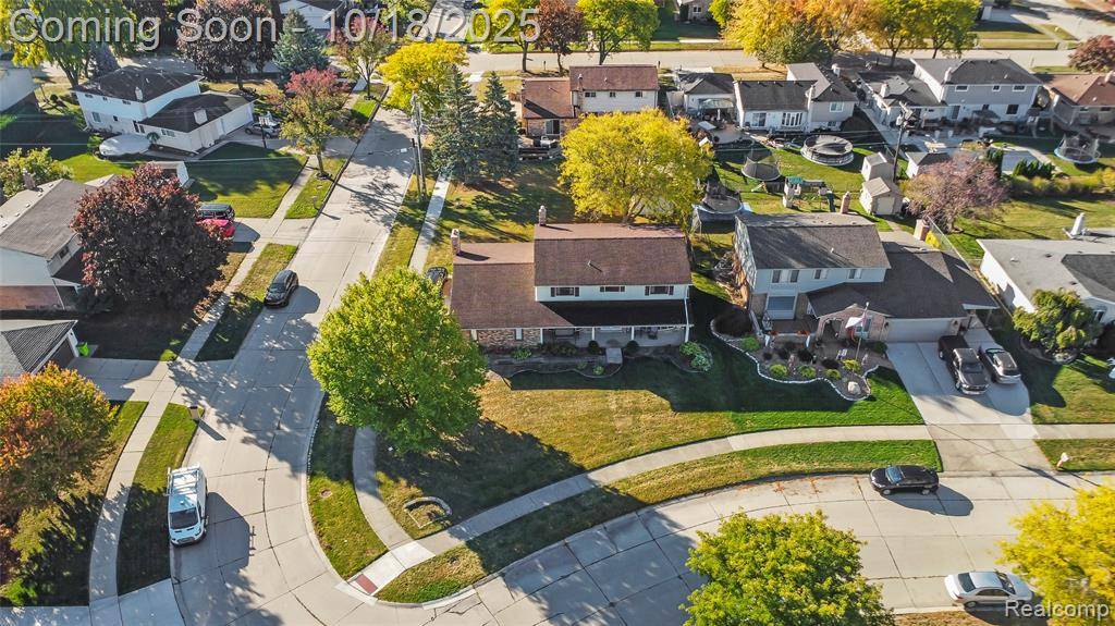 Clinton Twp, MI 48038,16136 Amore Street