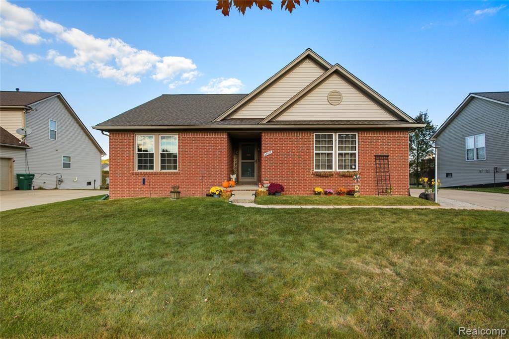 Huron, MI 48134,27817 Starling Lane