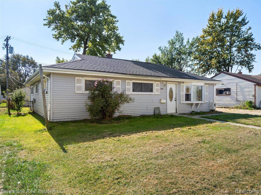 Roseville, MI 48066,15238 Troy Street