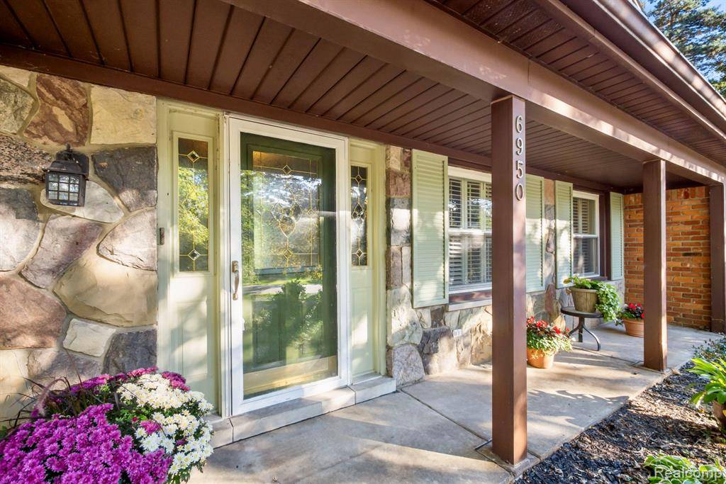 Troy, MI 48098,6950 Killarney Drive