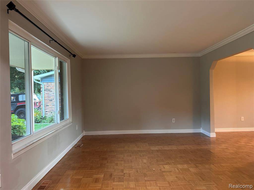 Troy, MI 48085,2355 Highbury