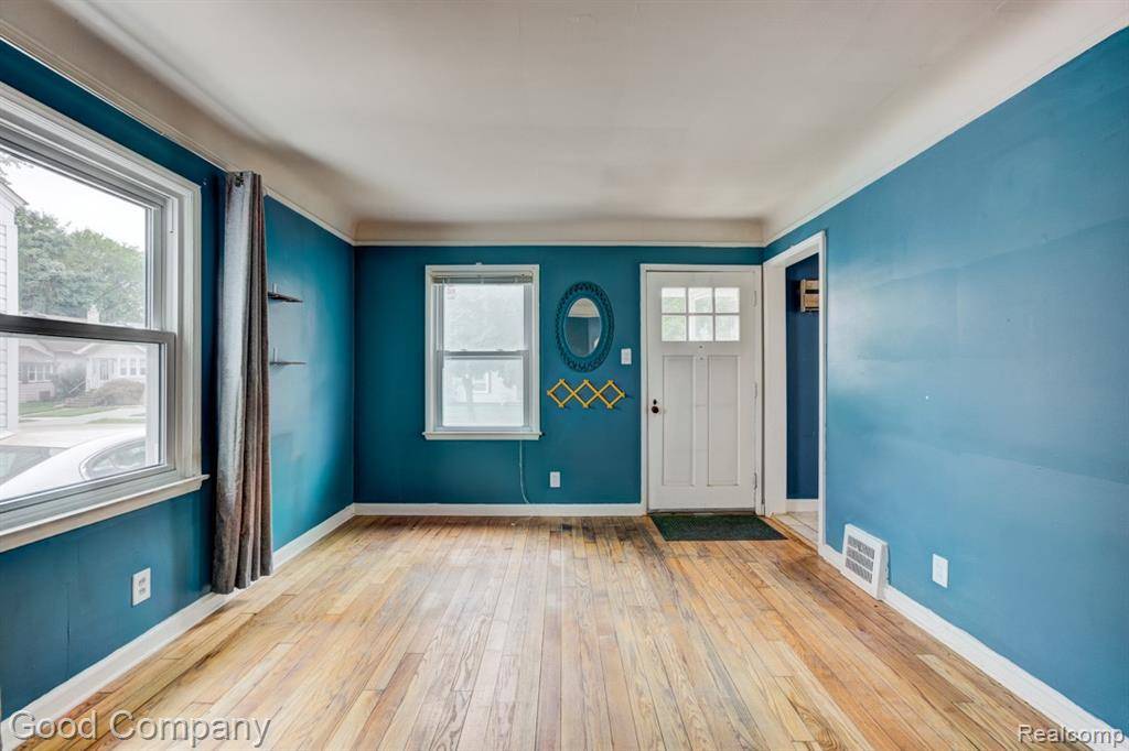 Ferndale, MI 48220,545 E Maplehurst Street