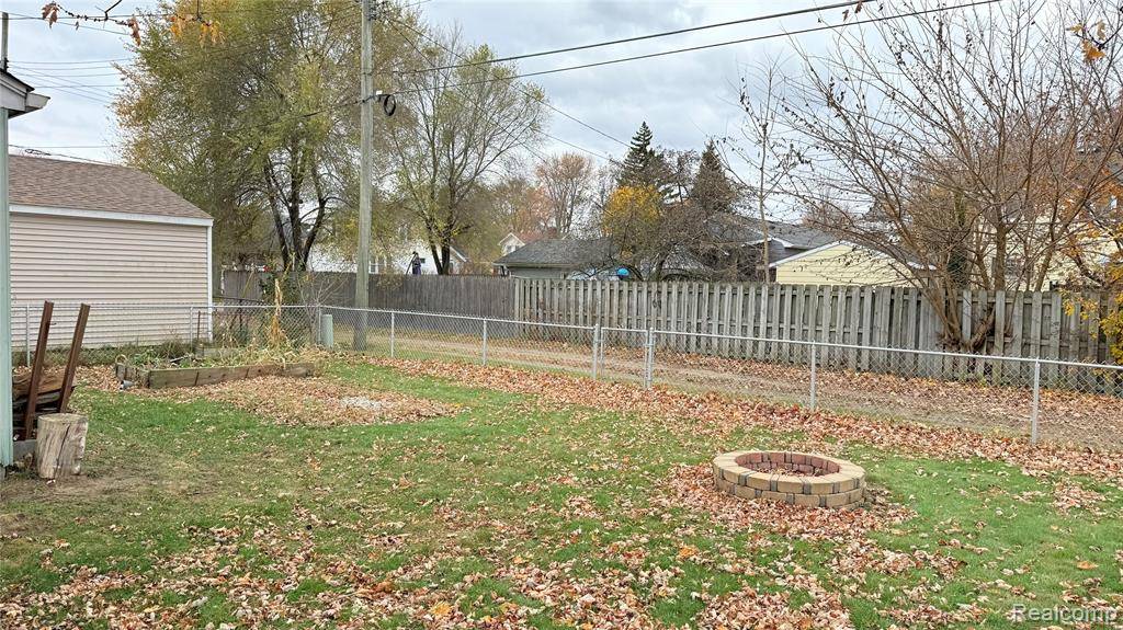 Port Huron, MI 48060,1425 18th Street