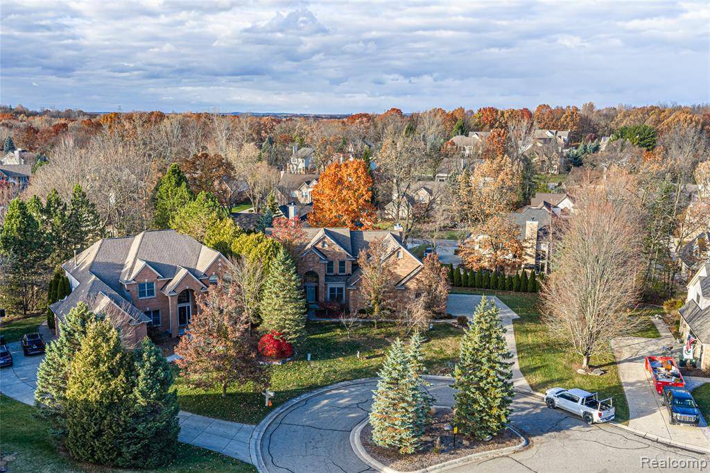 Lake Orion, MI,3904 KAELEAF Road