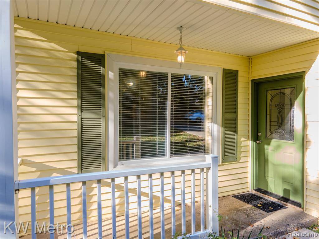 Novi, MI 48377,2416 SHAWOOD Street